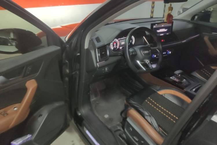Used Audi Q5L 2022 40T Luxury Dynamic Model Driver Seat