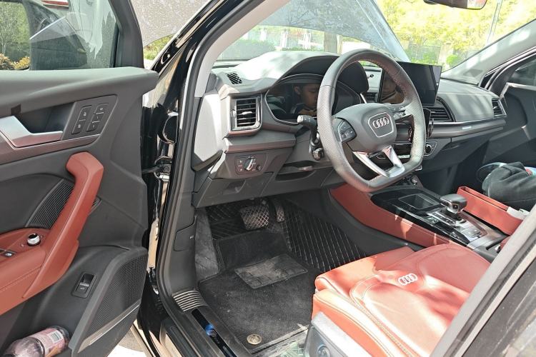 Used Audi Q5L 2022 Updated 45T Luxury Dynamic Version Driver Seat