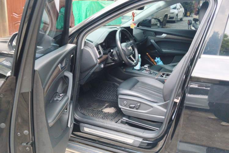 Used Audi Q5L 2022 45T Luxury Elegant Model Driver Seat