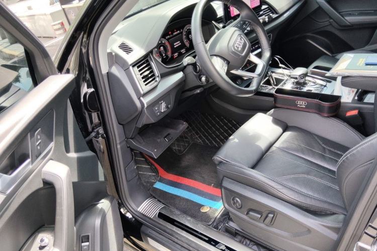 Used Audi Q5L 2022 40T Fashionable and Dynamic Model Driver Seat