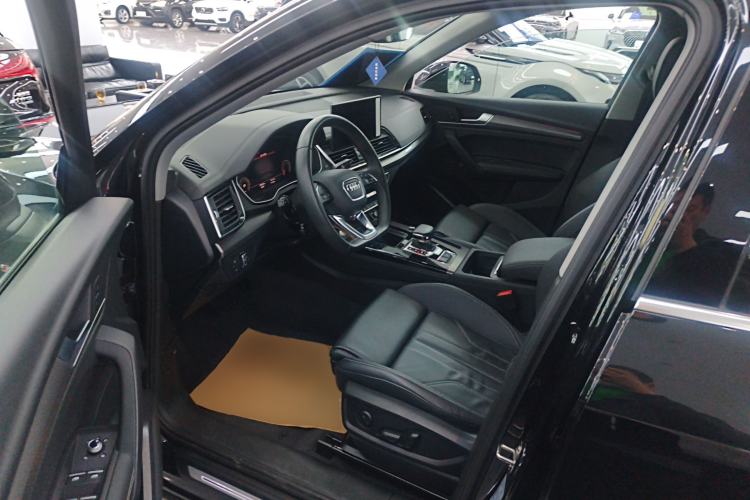 Used Audi Q5L 2022 Updated 40T Luxury Dynamic Edition Driver Seat