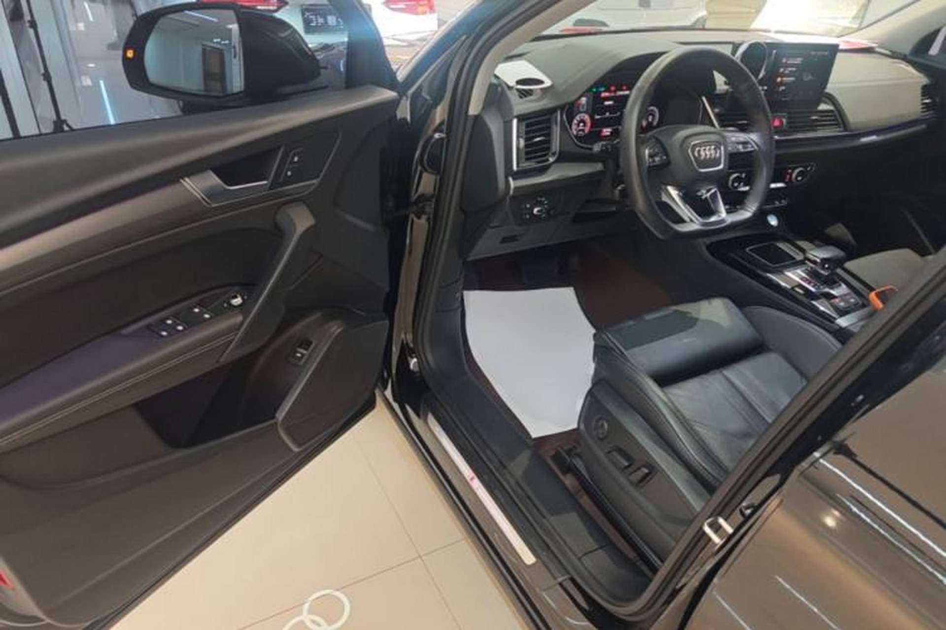Used Audi Q5L 2022 Updated 40T Luxury Dynamic Edition Driver Seat