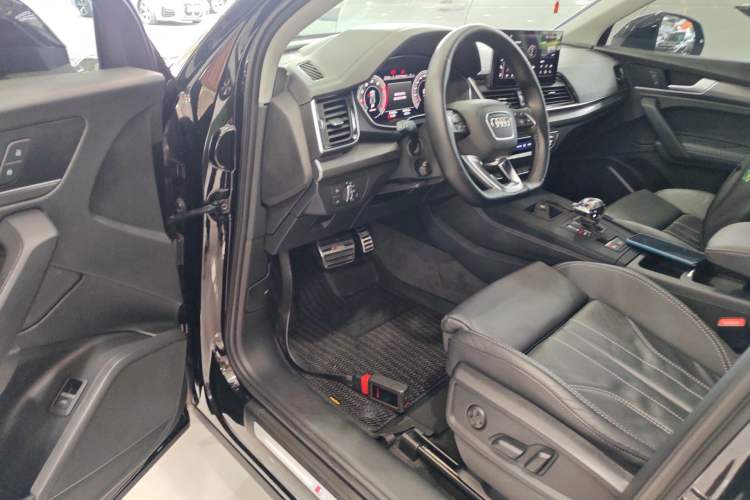 Used Audi Q5L 2022 Updated 40T Luxury Dynamic Edition Driver Seat