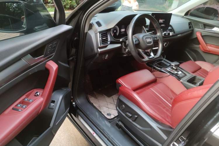 Used Audi Q5L 2022 45T Luxury Dynamic Model Driver Seat