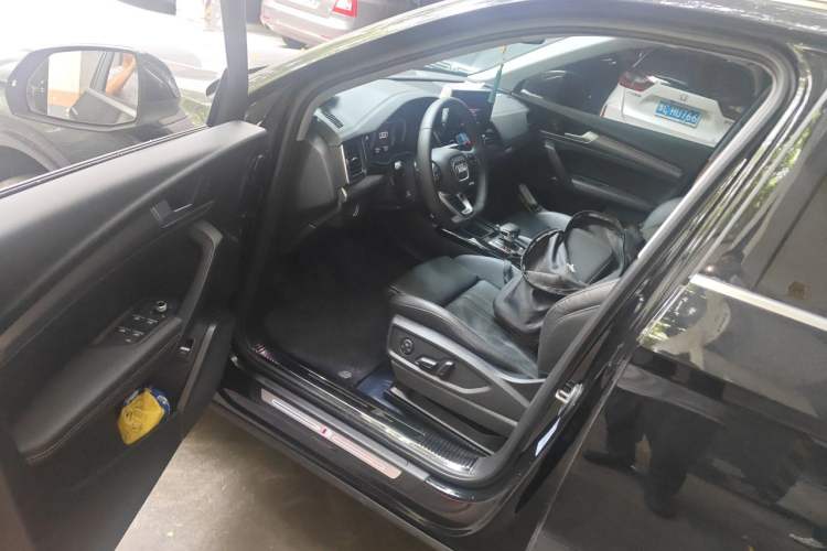 Used Audi Q5L 2022 Updated 40T Luxury Dynamic Edition Driver Seat