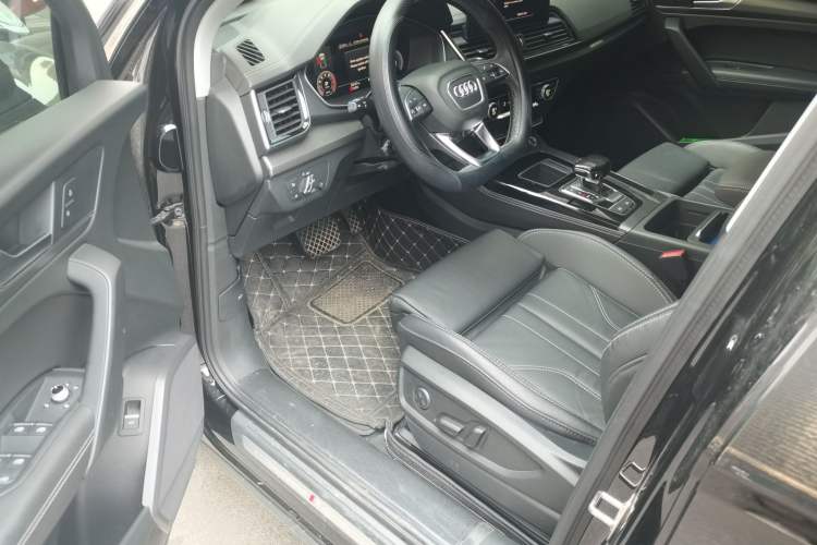 Used Audi Q5L 2022 Updated 40T Luxury Dynamic Edition Driver Seat