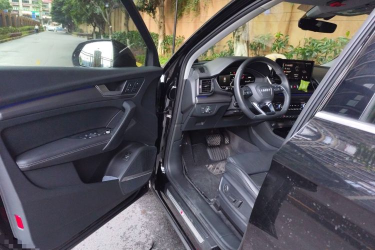Used Audi Q5L 2022 Updated 45T Luxury Dynamic Version Driver Seat