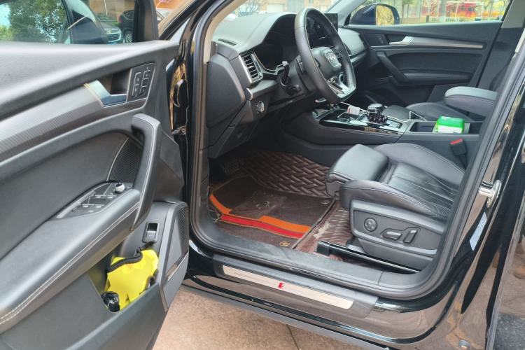 Used Audi Q5L 2022 45T Luxury Dynamic Model Driver Seat
