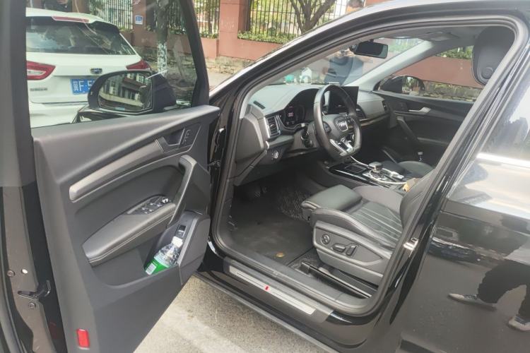 Used Audi Q5L 2022 Updated 40T Luxury Dynamic Edition Driver Seat