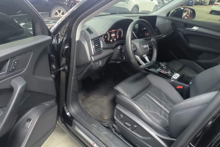 Used Audi Q5L 2022 Updated 40T Luxury Dynamic Edition Driver Seat