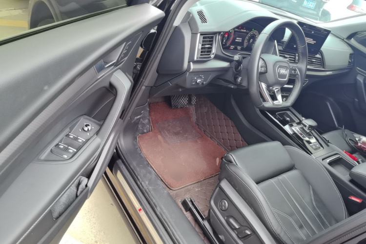 Used Audi Q5L 2022 40T Luxury Dynamic Model Driver Seat