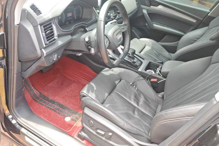 Used Audi Q5L 2022 40T Fashionable and Dynamic Model Driver Seat