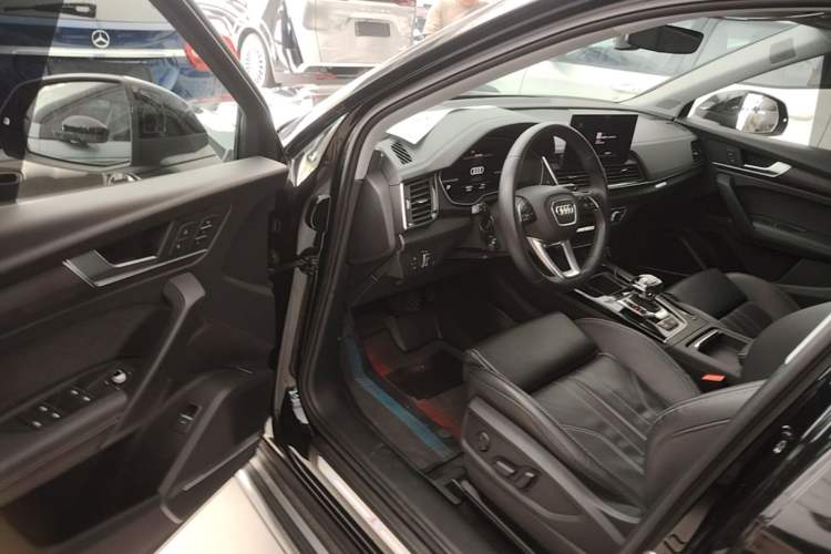 Used Audi Q5L 2022 45T Prestige Dynamic Edition Driver Seat