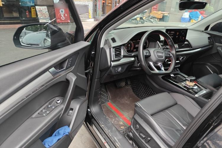 Used Audi Q5L 2022 40T Fashionable and Dynamic Model Driver Seat