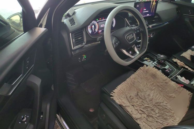 Used Audi Q5L 2022 40T Fashionable and Dynamic Model Driver Seat
