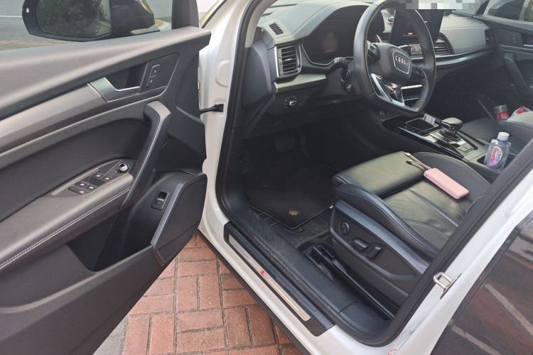 Used Audi Q5L 2022 40T Fashionable and Dynamic Model Driver Seat