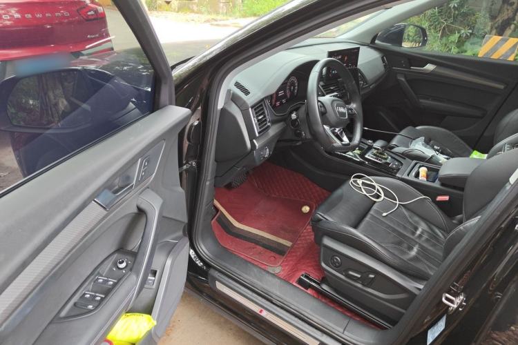 Used Audi Q5L 2022 40T Luxury Dynamic Model Driver Seat