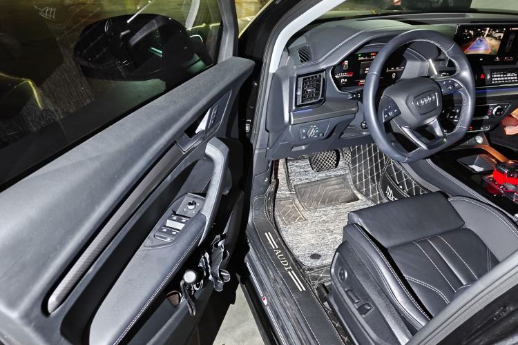 Used Audi Q5L 2022 40T Luxury Dynamic Model Driver Seat