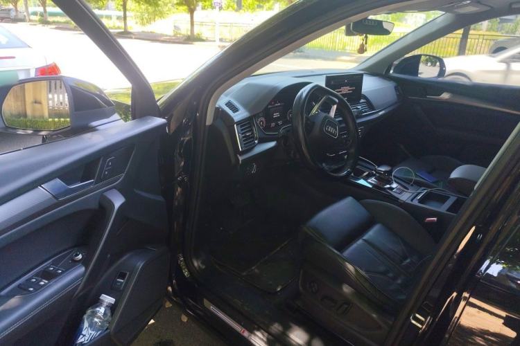 Used Audi Q5L 2022 40T Luxury Dynamic Model Driver Seat