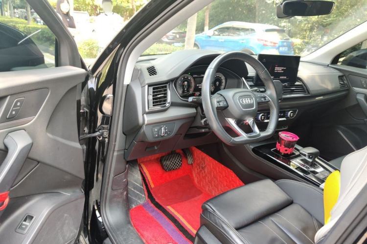 Used Audi Q5L 2022 40T Fashionable and Dynamic Model Driver Seat