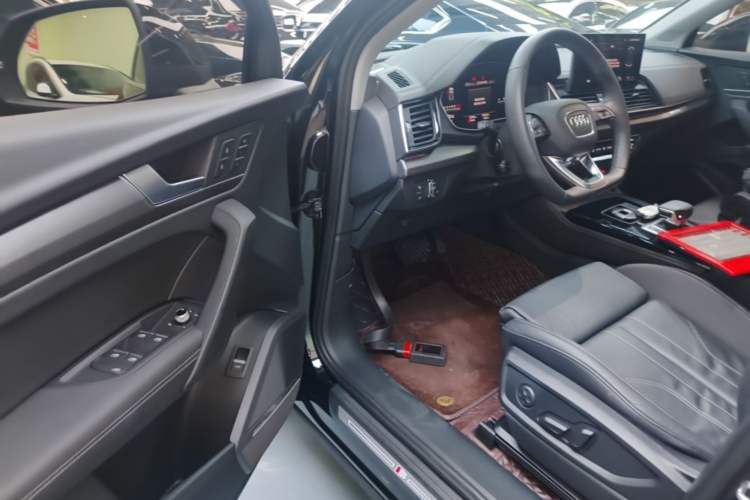 Used Audi Q5L 2022 Updated 45T Luxury Dynamic Version Driver Seat