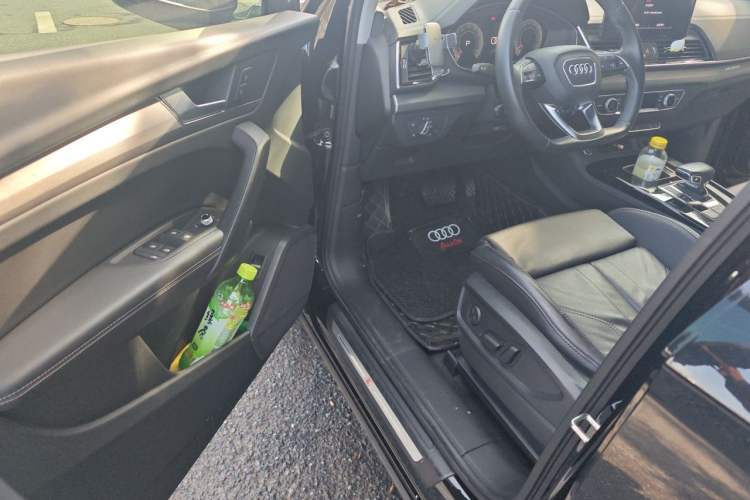 Used Audi Q5L 2022 40T Fashionable and Dynamic Model Driver Seat