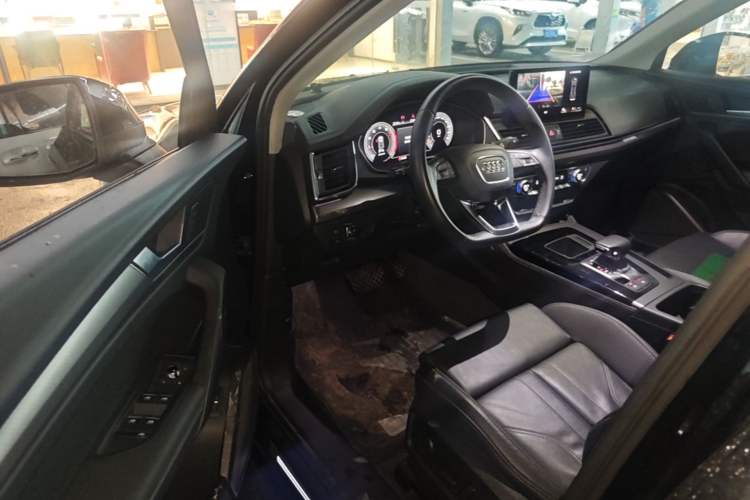 Used Audi Q5L 2022 Updated 40T Luxury Dynamic Edition Driver Seat