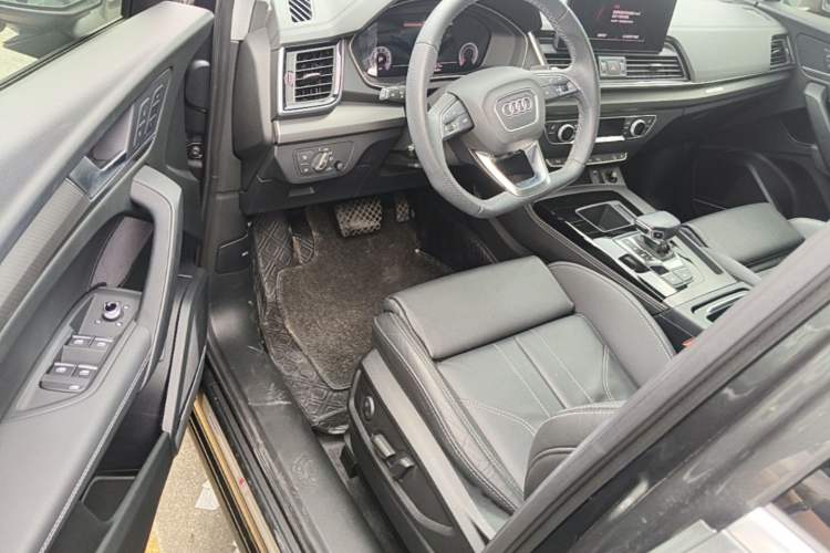 Used Audi Q5L 2022 Updated 45T Luxury Dynamic Version Driver Seat