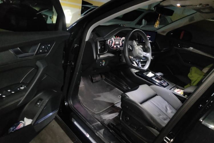 Used Audi Q5L 2022 45T Luxury Dynamic Model Driver Seat