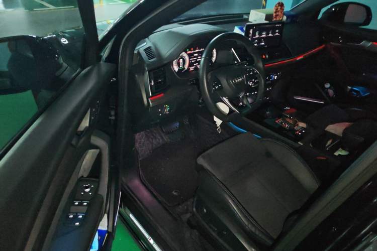 Used Audi Q5L 2022 45T Luxury Dynamic Model Driver Seat