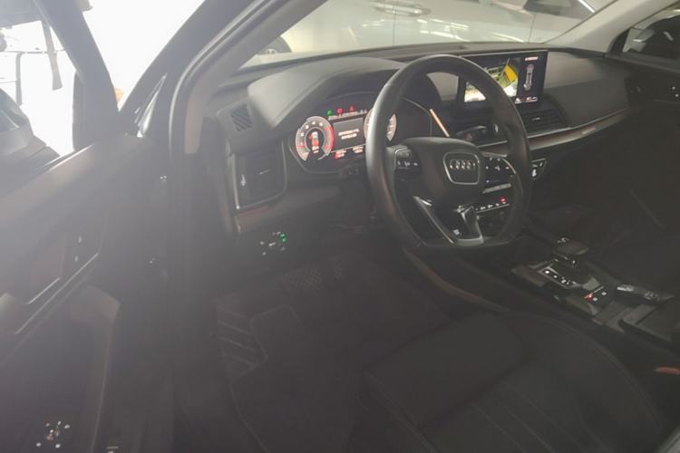 Used Audi Q5L 2022 Updated 40T Luxury Dynamic Edition Driver Seat