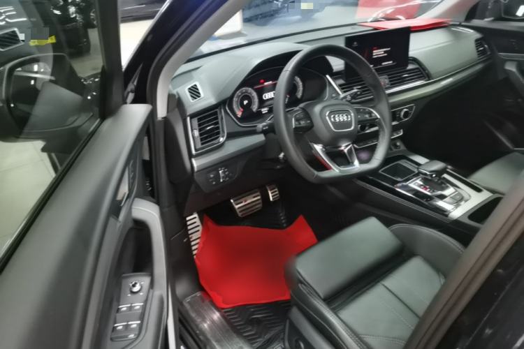 Used Audi Q5L 2022 40T Fashionable and Dynamic Model Driver Seat