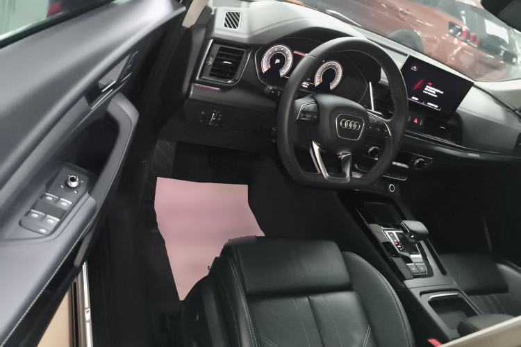Used Audi Q5L 2022 40T Luxury Dynamic Model Driver Seat