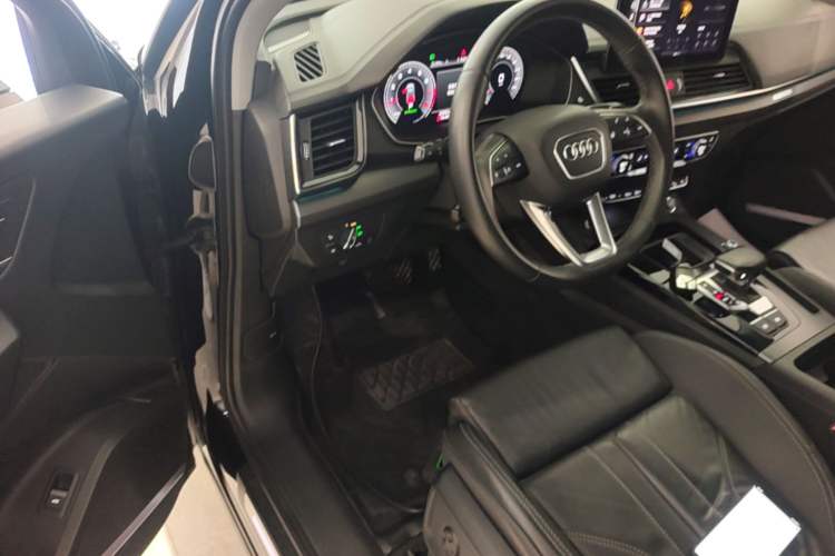 Used Audi Q5L 2022 Updated 45T Luxury Dynamic Version Driver Seat
