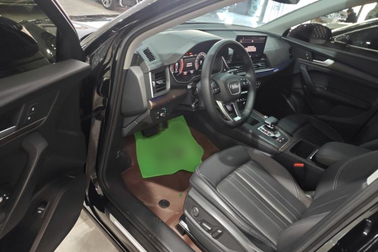 Used Audi Q5L 2022 40T Luxury Elegant Model Driver Seat