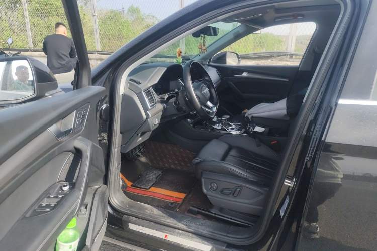 Used Audi Q5L 2022 45T Luxury Dynamic Model Driver Seat