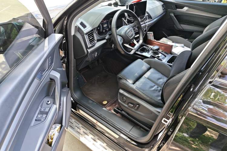 Used Audi Q5L 2022 40T RS Package Performance Model Driver Seat