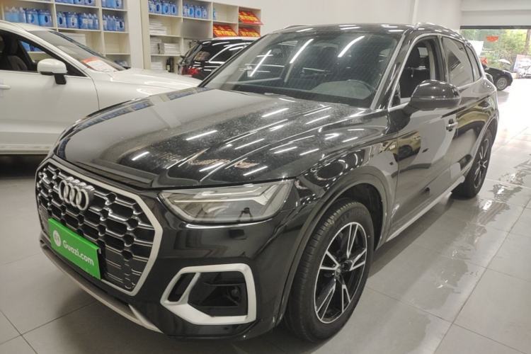 Used Audi Q5L 2022 40T Fashionable and Dynamic Model Guazi used car, China used car export, Used car for sale, Used cars, Cheapest cars for sale
