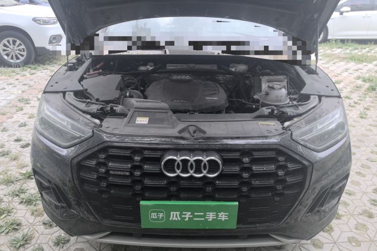 Used Audi Q5L 2022 40T Fashionable and Dynamic Model Engine Bay