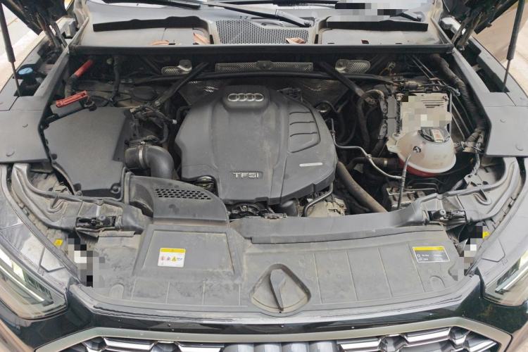 Used Audi Q5L 2022 Updated 40T Luxury Dynamic Edition Engine Bay