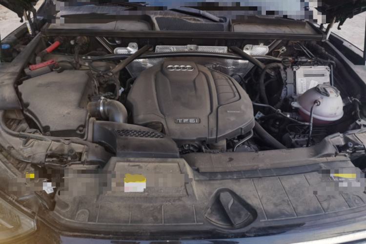 Used Audi Q5L 2022 Updated 40T Luxury Dynamic Edition Engine Bay