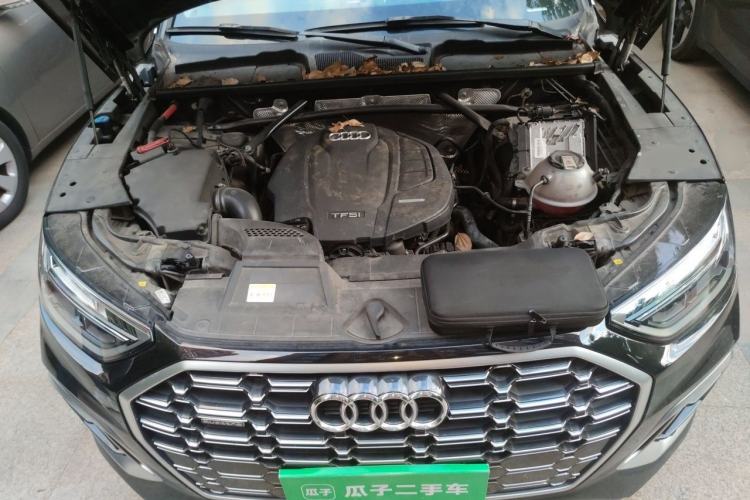 Used Audi Q5L 2022 45T Luxury Dynamic Model Engine Bay