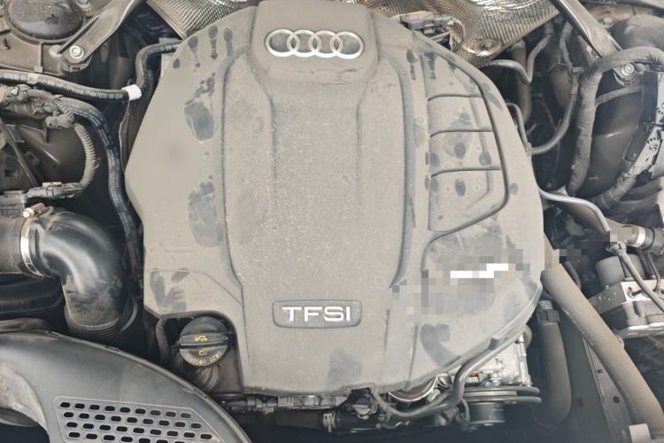 Used Audi Q5L 2022 Updated 40T Luxury Dynamic Edition Engine Bay