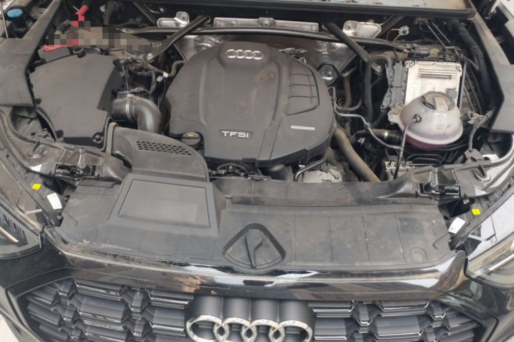 Used Audi Q5L 2022 Updated 40T Luxury Dynamic Edition Engine Bay