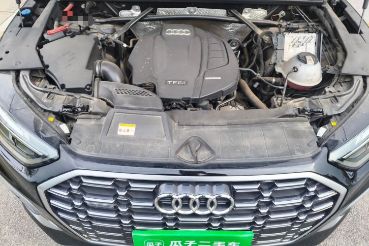 Used Audi Q5L 2022 45T Luxury Dynamic Model Engine Bay