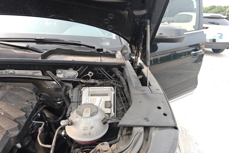 Used Audi Q5L 2022 40T Fashionable and Dynamic Model Engine Bay Left