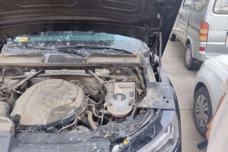 Used Audi Q5L 2022 40T Fashionable and Dynamic Model Engine Bay Left