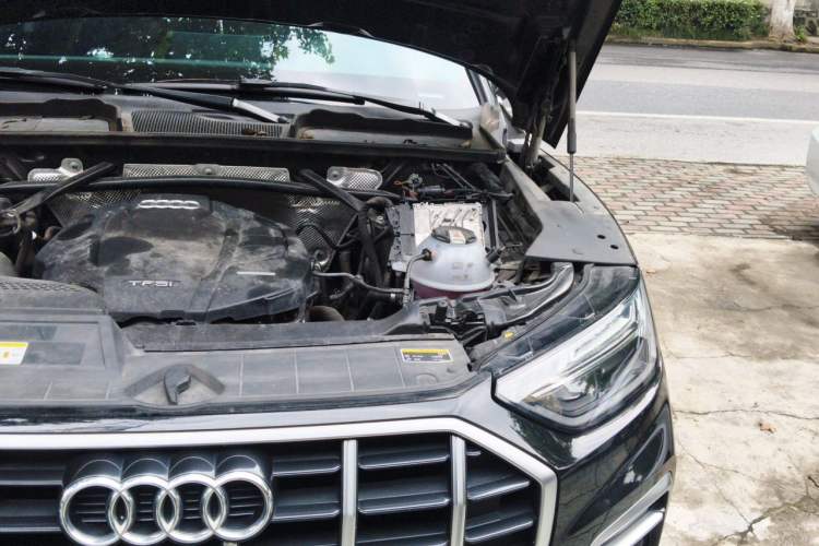 Used Audi Q5L 2022 45T Luxury Elegant Model Engine Bay Left