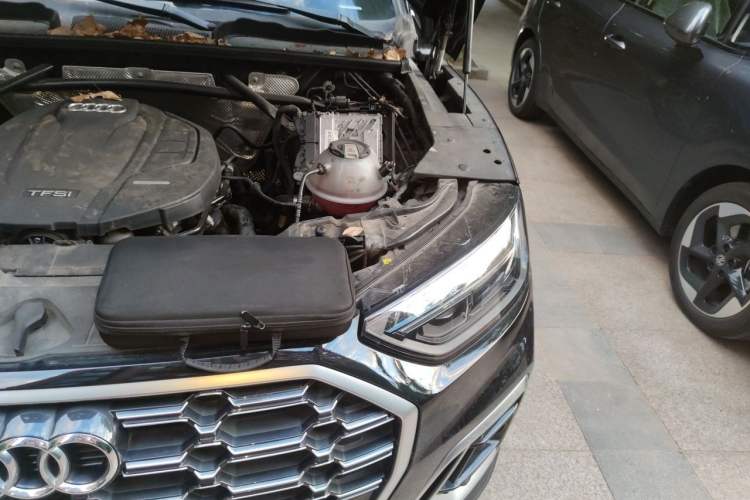 Used Audi Q5L 2022 45T Luxury Dynamic Model Engine Bay Left