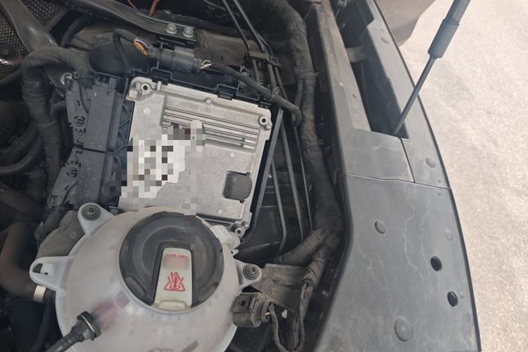 Used Audi Q5L 2022 Updated 40T Luxury Dynamic Edition Engine Bay Left